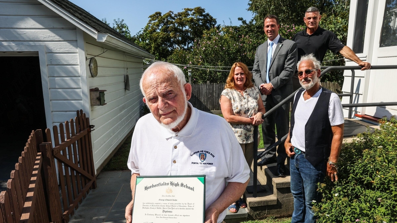 Long Island military veteran, 88, gets high school diploma through Operation Recognition - Vimarsana News