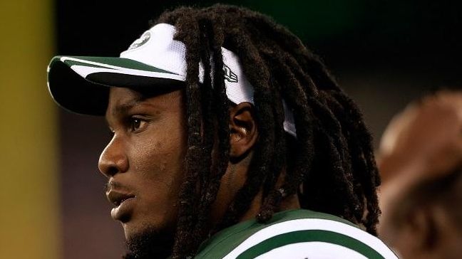 Running back Chris Johnson #21 of the New