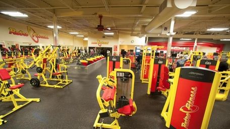 Retro Fitness To Open Gym In Hempstead Village This Summer Newsday