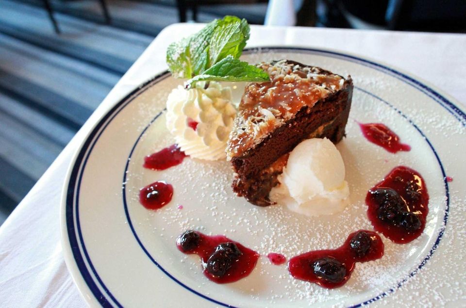 The Jolly Fisherman & Steak House, Roslyn: A