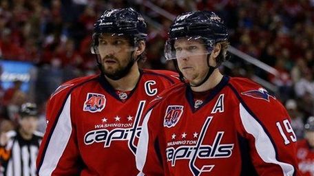 Washington Capitals left wing Alex Ovechkin (8) and