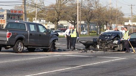 lanes newsday serious reopens eastbound investigators westbound