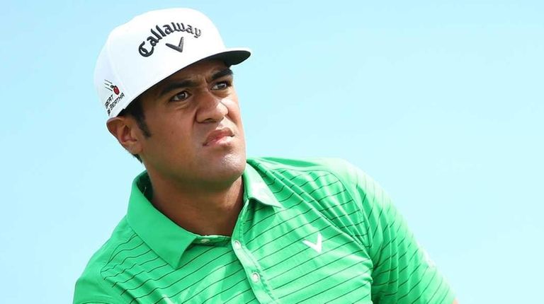 finau tee time