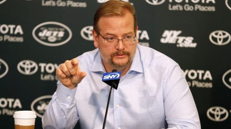 Jets general manager Mike Maccagnan speaks to reporters