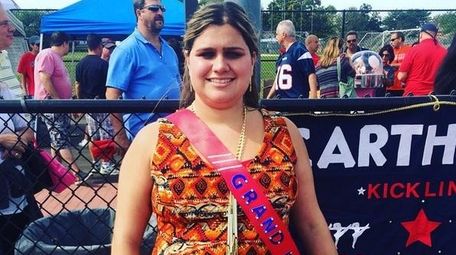 Sarah Foster, a senior at MacArthur High School