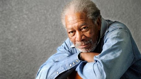 FMorgan Freeman poses for a portrait in 2011