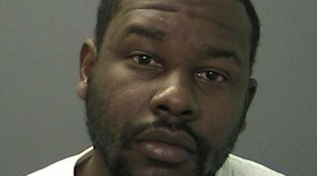 wyandanch handgun loaded police stop ran say had sign man ward terrance newsday arrested friday