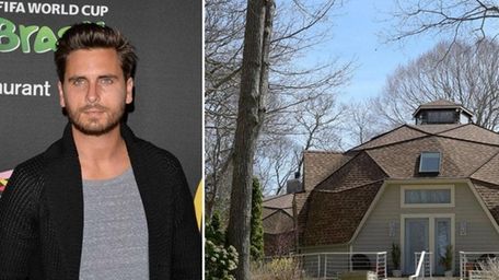 Scott Disick S Parents Baiting Hollow Home Drops In Price Newsday