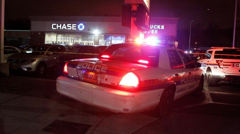 Nassau Police investigate a bank robbery with a