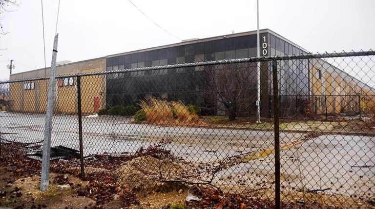 The exterior of buildings located at 70-140 Cantiague