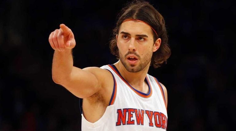Sasha Vujacic of the New York Knicks looks