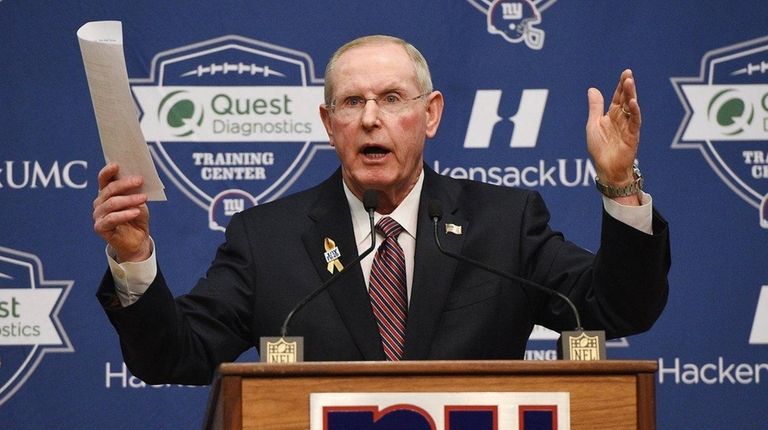 New York Giants head coach Tom Coughlin