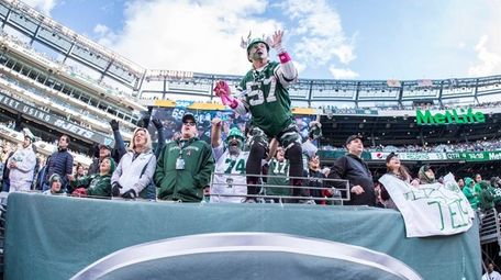 Jets fans were celebrating during second half of