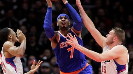 Knicks' Carmelo Anthony had 20 points, six rebounds