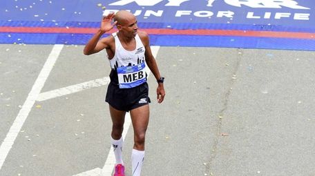Meb Keflezighi of the United States finishes seventh