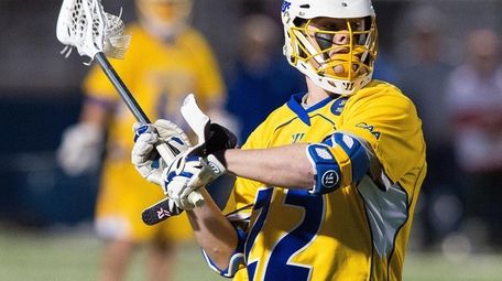 Hofstra Brian von Bargen (22) during the first