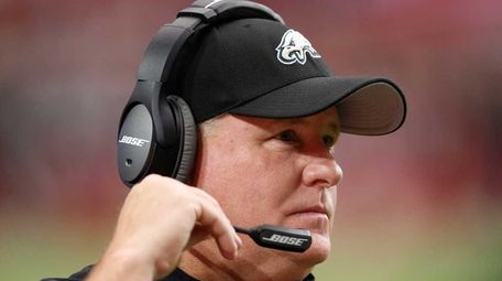 GLENDALE, AZ - OCTOBER 26: Head coach Chip