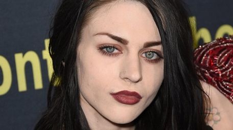 Frances Bean Cobain has filed for divorce from