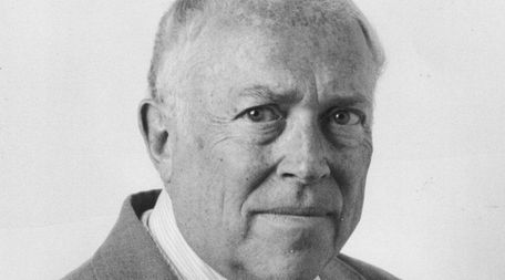 Martin Gans Berck, 88, a former Newsday editorial