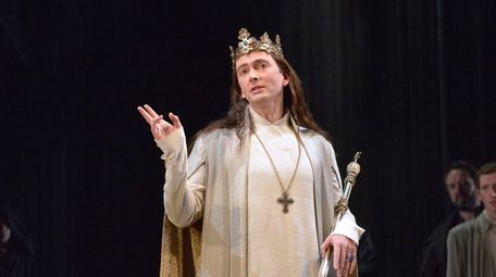 David Tennant stars as an exhilarating Richard II
