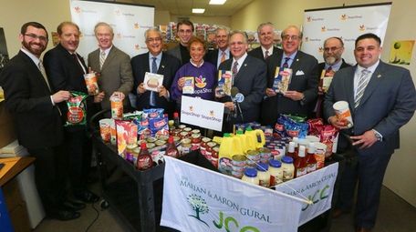 Elected officials and local rabbis on Thursday, April
