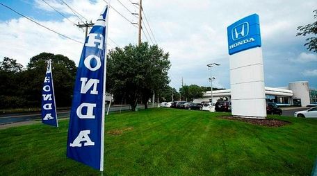 Huntington Honda located at 1055 East Jericho Tpke.