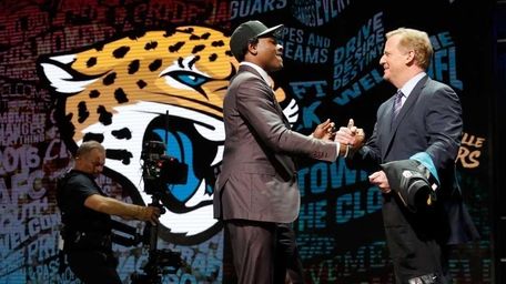 Jalen Ramsey of the Florida State Seminoles holds