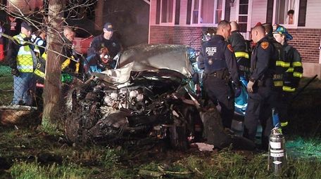 Suffolk County police investigate a fatal single-car crash
