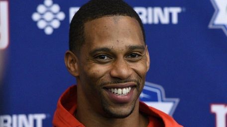 New York Giants wide receiver Victor Cruz speaks
