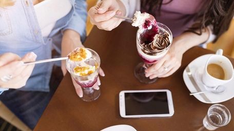 Venmo can be used to split a restaurant