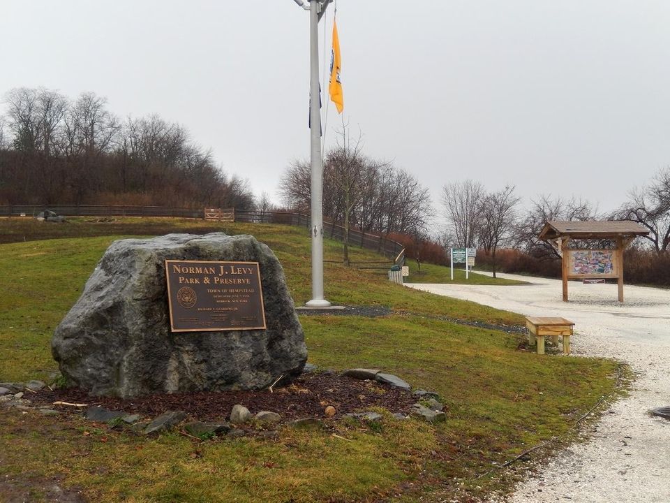 1600 Merrick Rd., Merrick, 516-804-2000, nwsdy.li/levypark. Season- All
