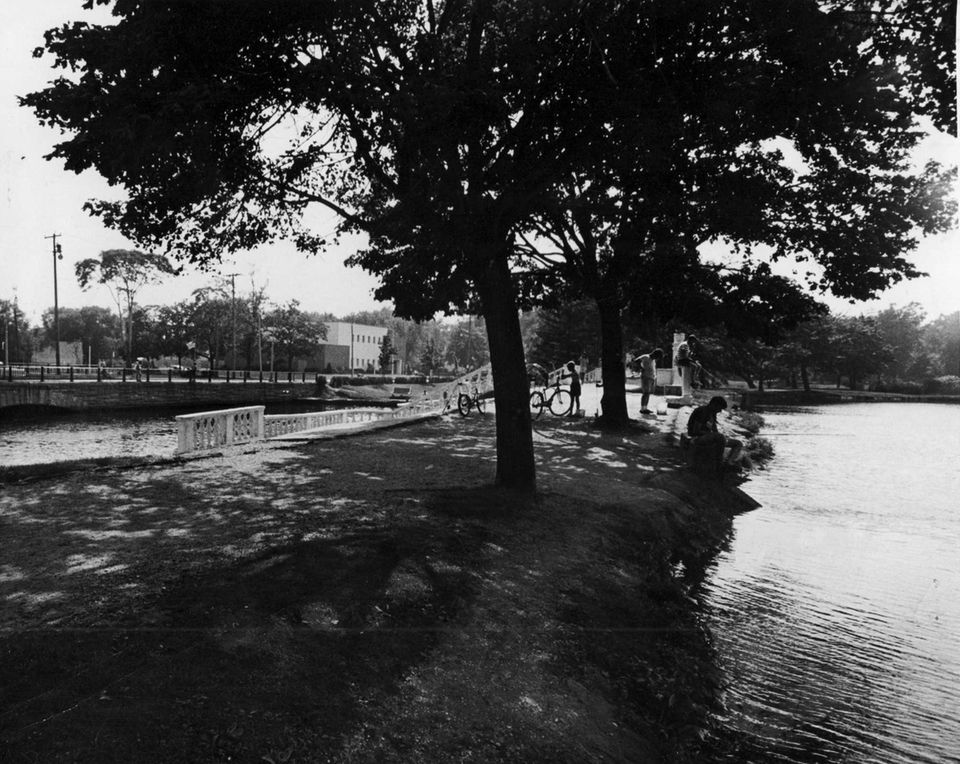 Argyle Lake Park in the Village of Babylon
