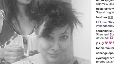 Actress Shannen Doherty posted six photos of herself