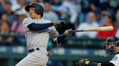 Ronald Torreyes #17 of the New York Yankees