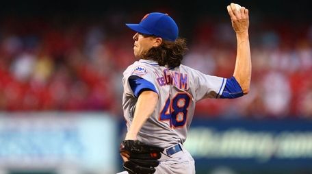 Jacob deGrom (7-7) gave up 12 hits and