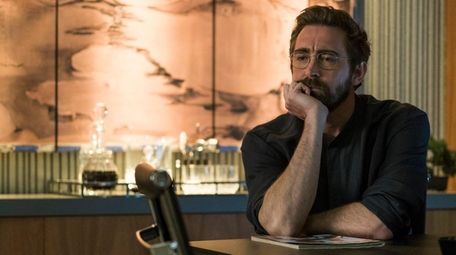 Halt And Catch Fire Review Season 3 A Joy Ride Of Innovation Newsday