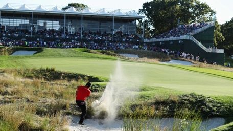 FARMINGDALE, NY - AUGUST 28: Patrick Reed plays