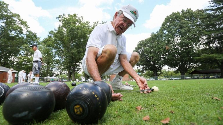 Sunrise Lawn Bowls Club member Cibilho Fetzer of