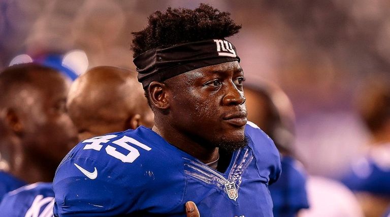 Will Tye of the Giants on the sidelines