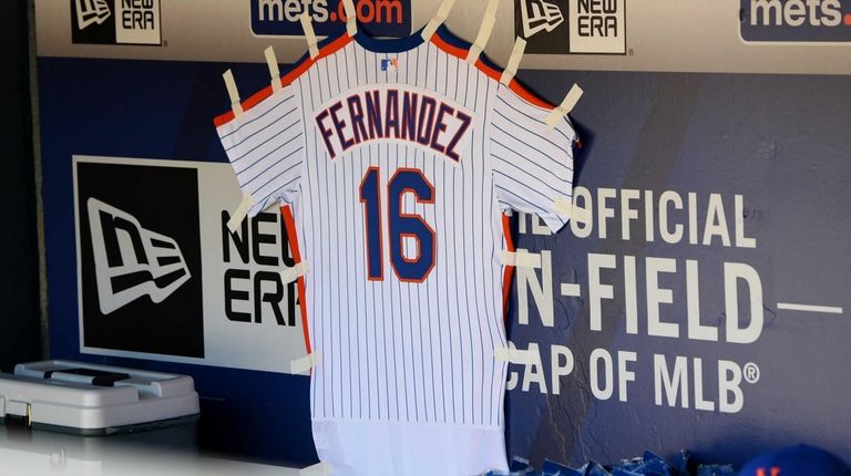 marlins fernandez jersey