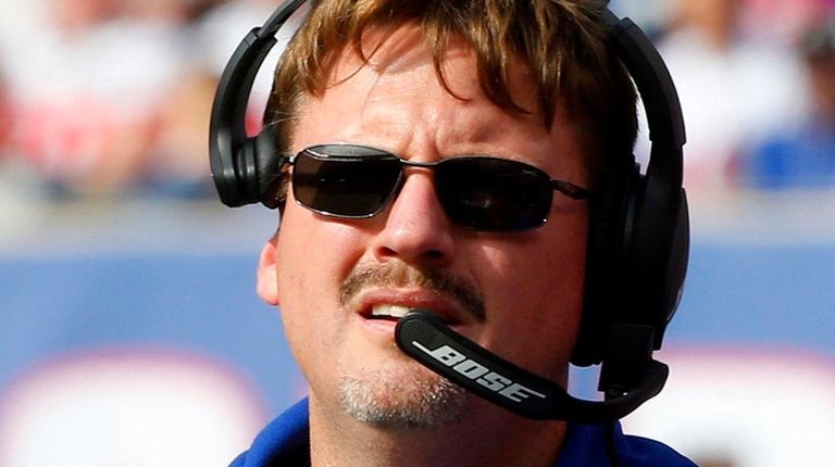 Head coach Ben McAdoo of the New York