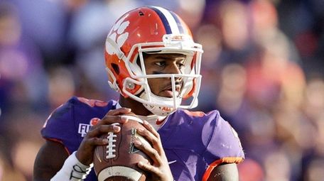 Deshaun Watson #4 of the Clemson Tigers looks