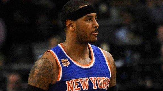 New York Knicks' forward Carmelo Anthony (7) walks