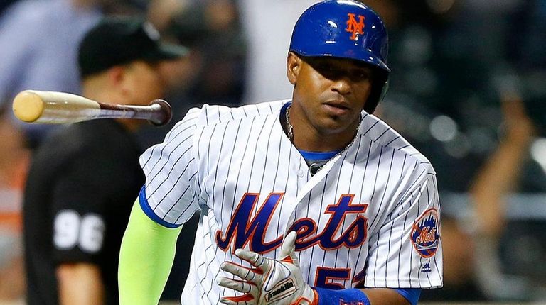 Yoenis Cespedes #52 of the New York Mets