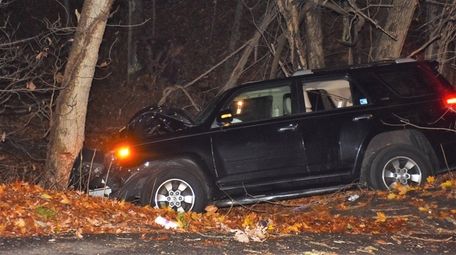 A driver died in Mount Sinai on Wednesday,