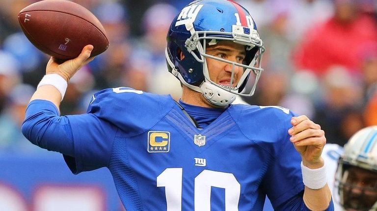 Eli Manning of the New York Giants looks