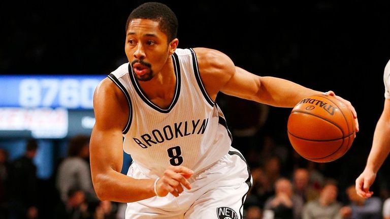 Spencer Dinwiddie of the Brooklyn Nets controls the