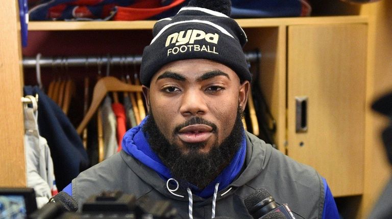 New York Giants strong safety Landon Collins wears