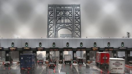 New toll regulations affect the George Washington Bridge