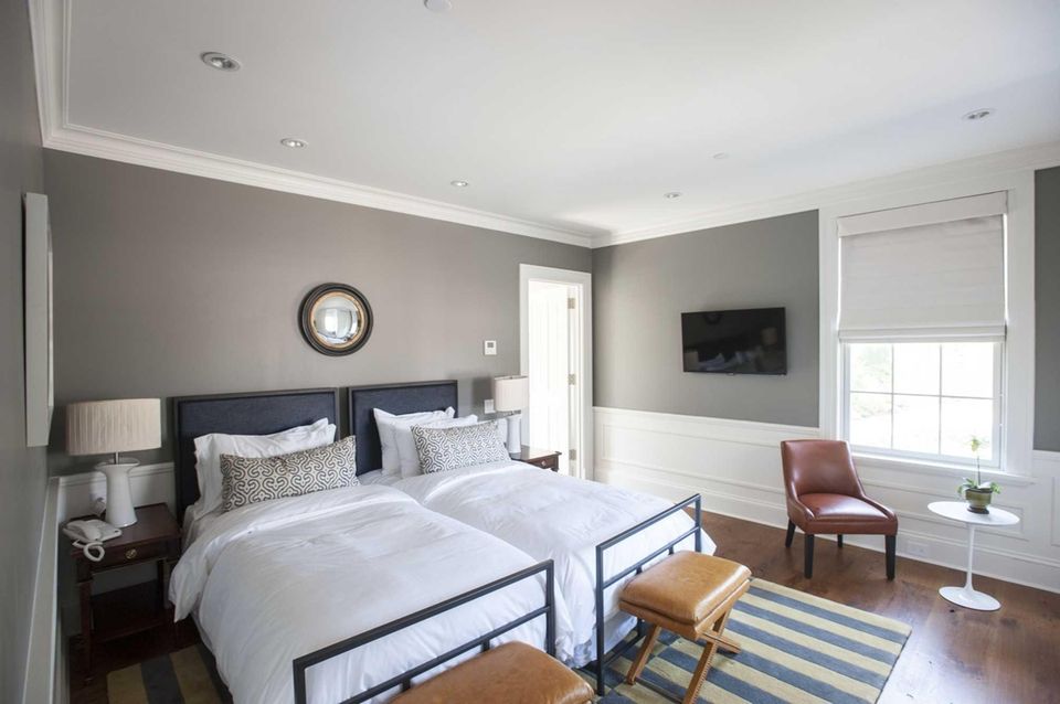 The guest rooms at the Topping Rose House